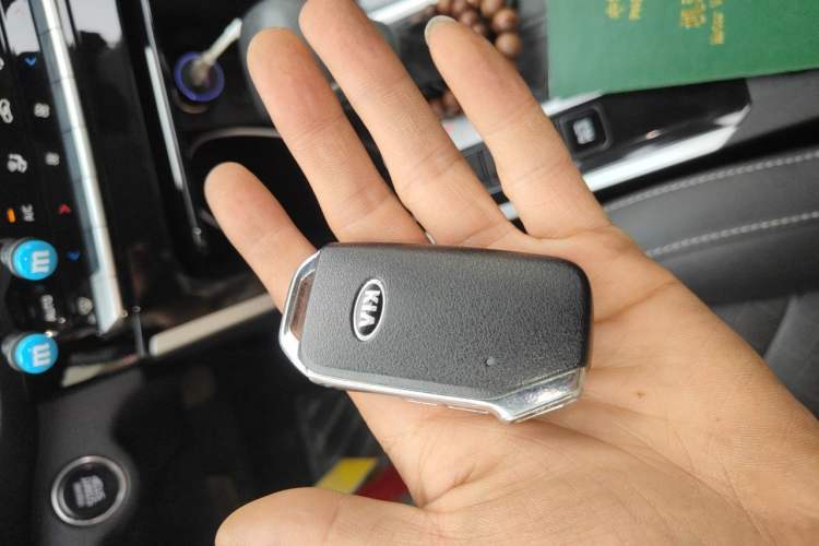 Used Kia K3 2019 1.5L CVT Smart Connectivity Version Vehicle Key