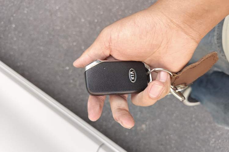 Used Kia K3 2019 1.5L CVT Smart Connectivity Version Vehicle Key