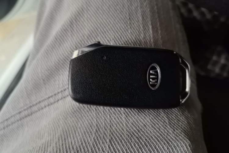 Used Kia K3 2019 1.5L CVT Smart Connectivity Version Vehicle Key