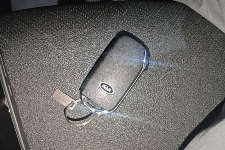 Used Kia K3 2019 1.5L CVT Smart Connectivity Version Vehicle Key