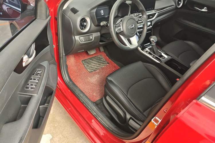 Used Kia K3 2020 1.5L CVT Fashion Edition Driver Seat