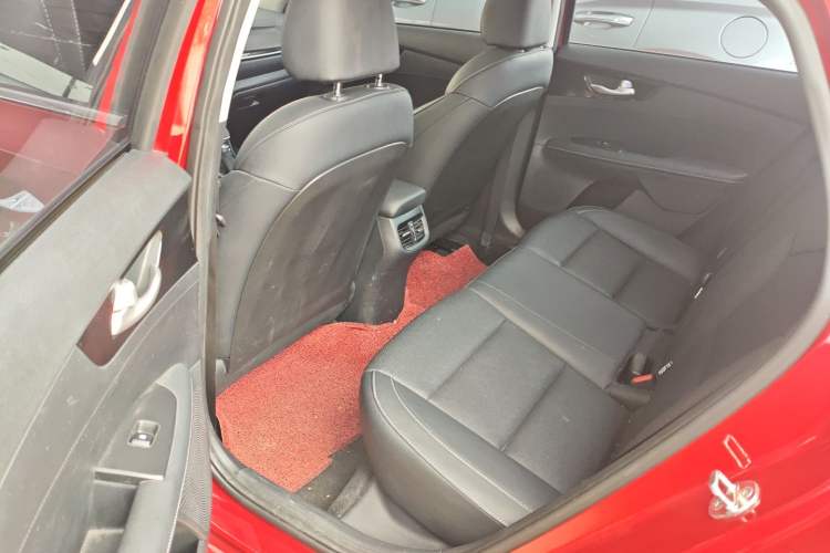 Used Kia K3 2020 1.5L CVT Fashion Edition Left Rear Seat