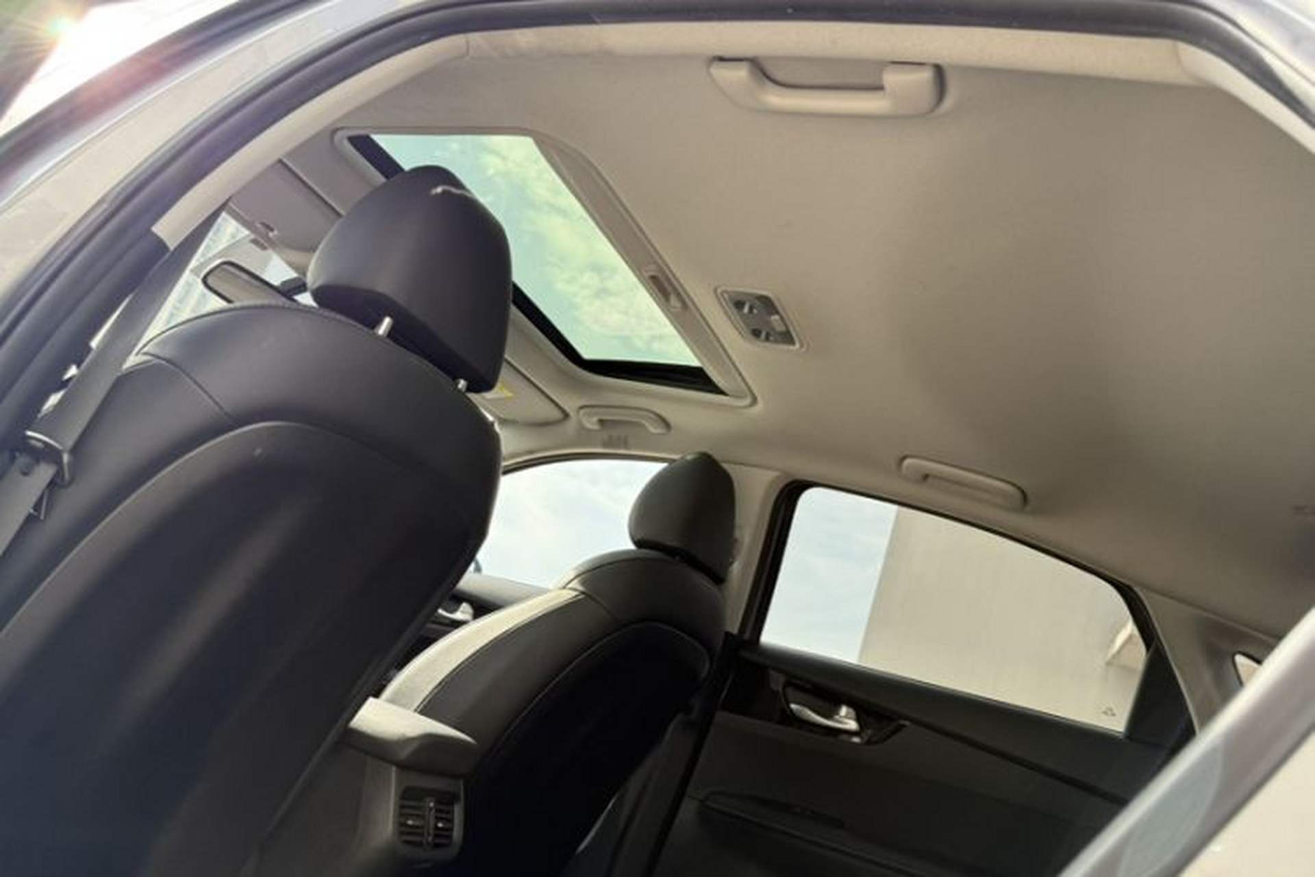Used Kia K3 2020 1.5L CVT Smart Connect Edition Headliner
