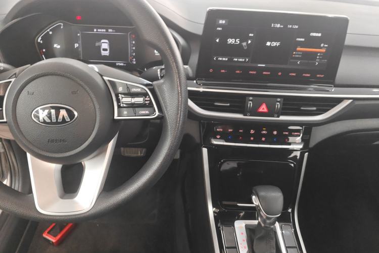 Used Kia K3 2020 1.5L CVT Fashion Edition Interior 2
