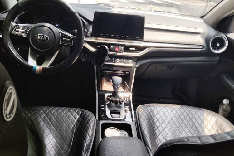 Used Kia K3 2020 1.5L CVT New Sharp Edition with Sunroof Center Console