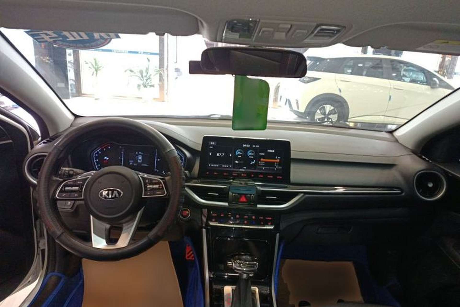 Used Kia K3 2020 1.5L CVT New Sharp Edition with Sunroof Center Console