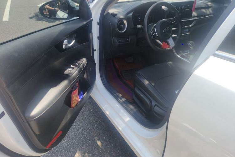 Used Kia K3 2020 1.5L CVT Fashion Edition Driver Seat
