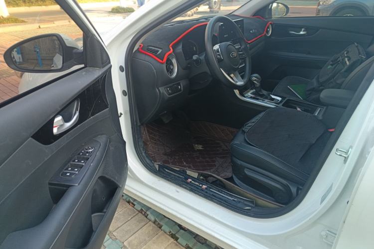 Used Kia K3 2020 1.5L CVT Fashion Edition Driver Seat