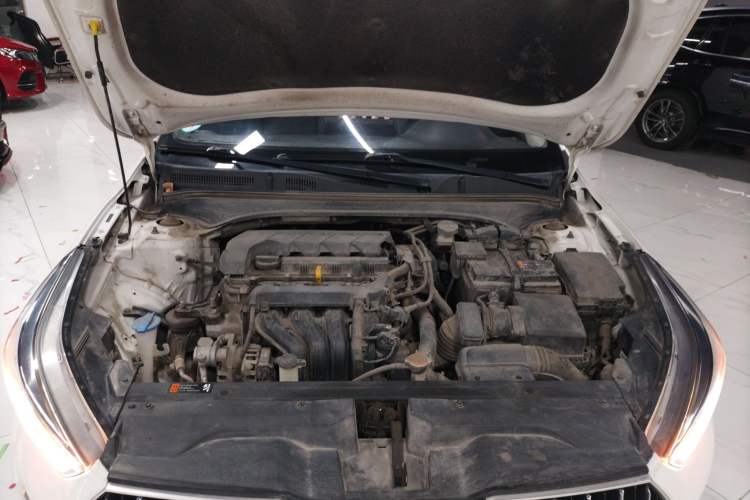Used Kia K3 2020 1.5L CVT Fashion Edition Engine Bay