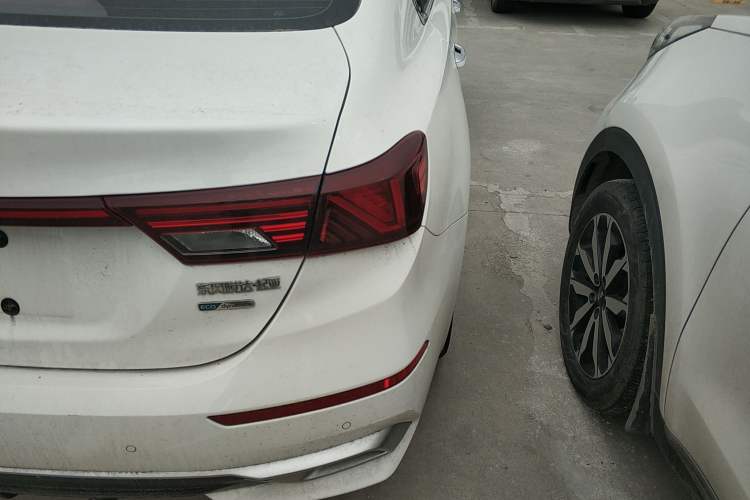Used Kia K3 2020 1.5L CVT Fashion Edition Exterior 3