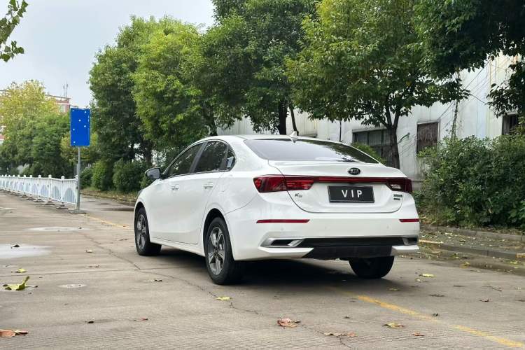 Used Kia K3 2020 1.5L CVT New Sharp Edition with Sunroof Exterior 3