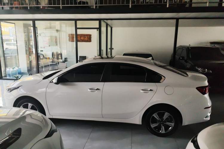 Used Kia K3 2020 1.5L CVT Smart Connect Edition Exterior 4