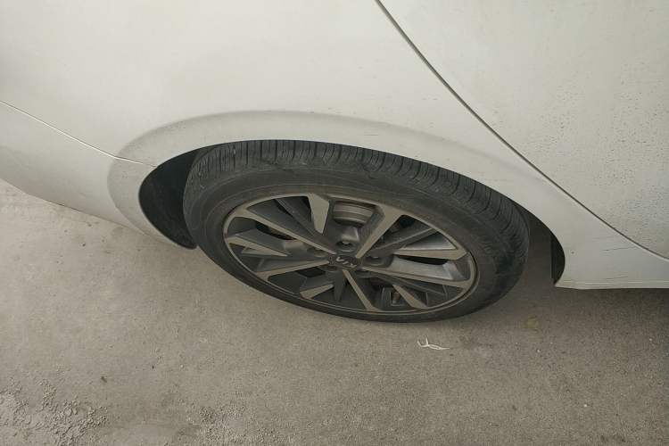 Used Kia K3 2020 1.5L CVT Fashion Edition Exterior 5