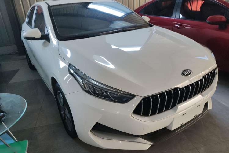 Used Kia K3 2020 1.5L CVT New Sharp Edition with Sunroof Front Right 45 Deg