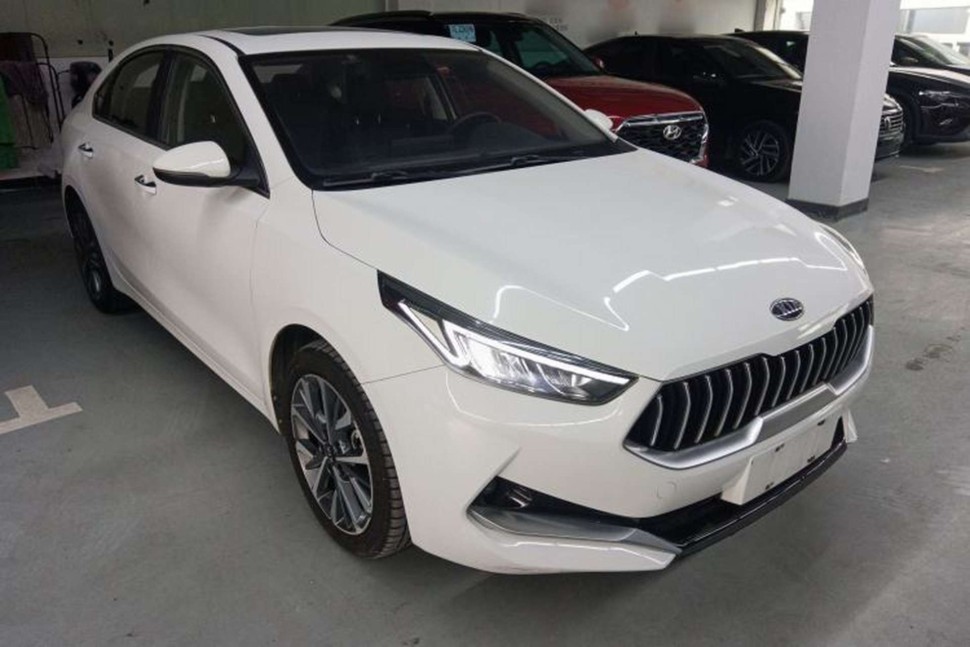 Used Kia K3 2020 1.5L CVT Fashion Edition Front Right 45 Deg