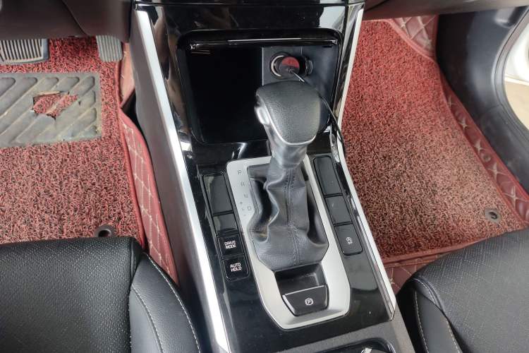 Used Kia K3 2020 1.5L CVT Fashion Edition Gear Lever