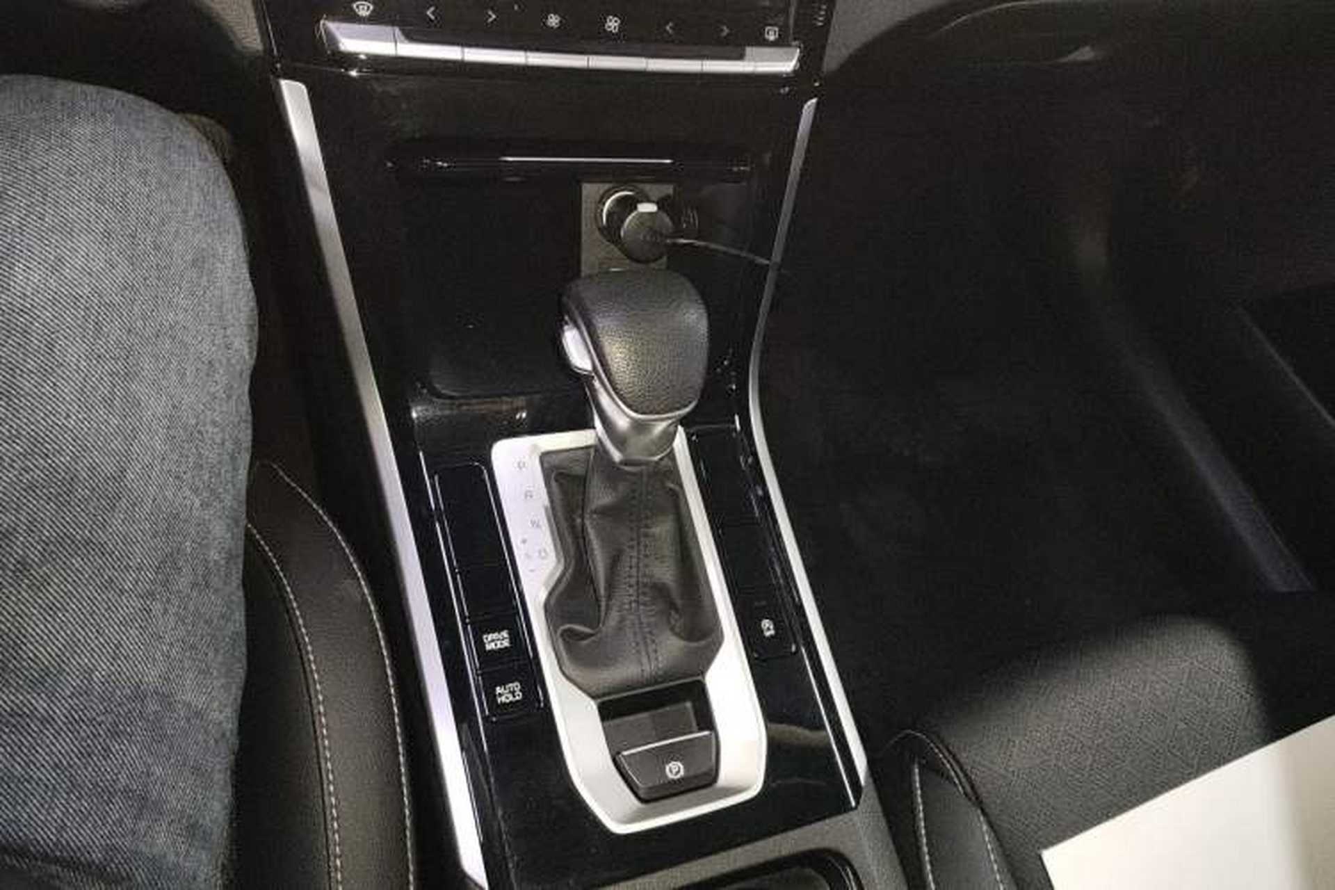 Used Kia K3 2020 1.5L CVT Fashion Edition Gear Lever