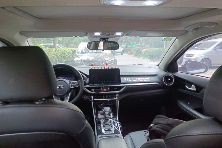 Used Kia K3 2020 1.5L CVT Fashion Edition Headliner
