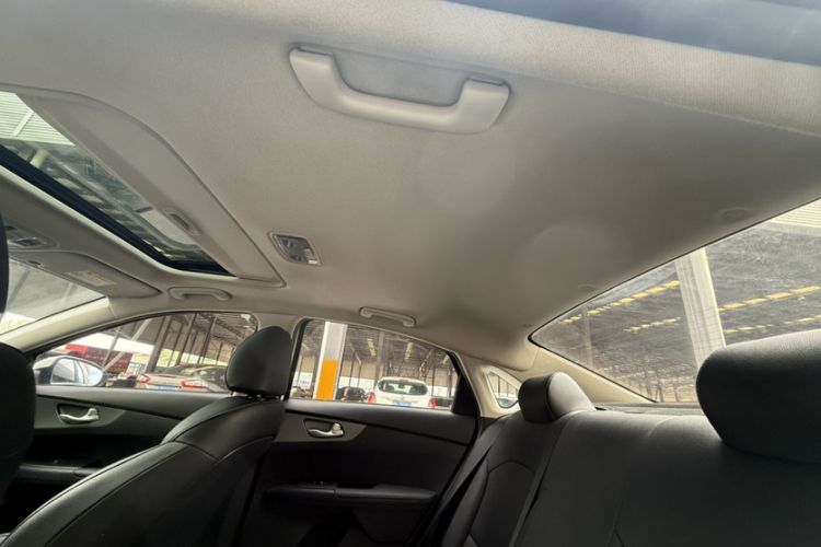Used Kia K3 2020 1.5L CVT New Sharp Edition with Sunroof Headliner