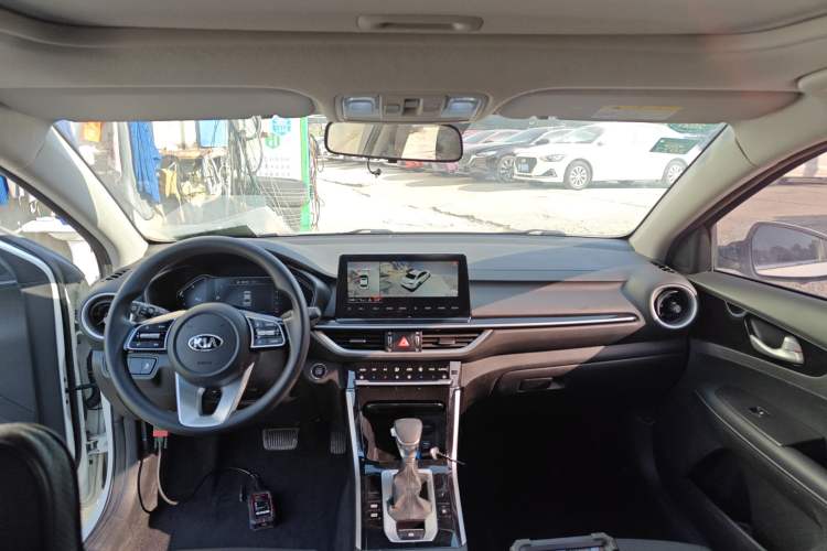 Used Kia K3 2020 1.5L CVT Fashion Edition Headliner