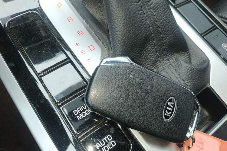 Used Kia K3 2020 1.5L CVT Fashion Edition Interior 1