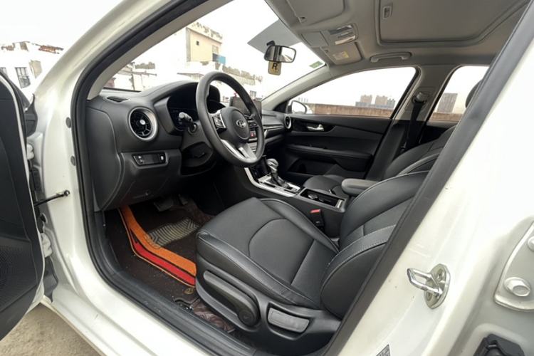 Used Kia K3 2020 1.5L CVT Fashion Edition Interior 1