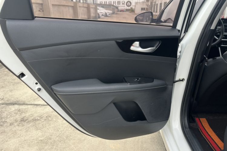 Used Kia K3 2020 1.5L CVT Fashion Edition Interior 10
