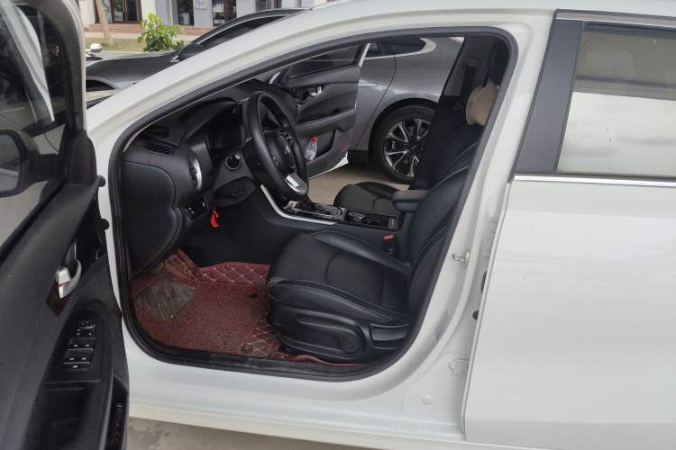 Used Kia K3 2020 1.5L CVT Fashion Edition Left Front Seat