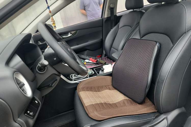 Used Kia K3 2020 1.5L CVT New Sharp Edition with Sunroof Left Front Seat