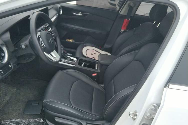 Used Kia K3 2020 1.5L CVT Fashion Edition Left Front Seat