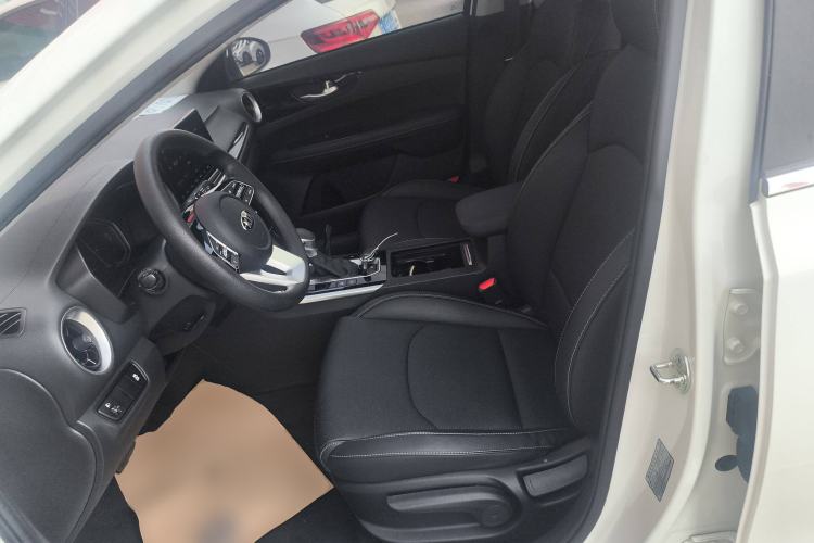 Used Kia K3 2020 1.5L CVT New Sharp Edition with Sunroof Left Front Seat