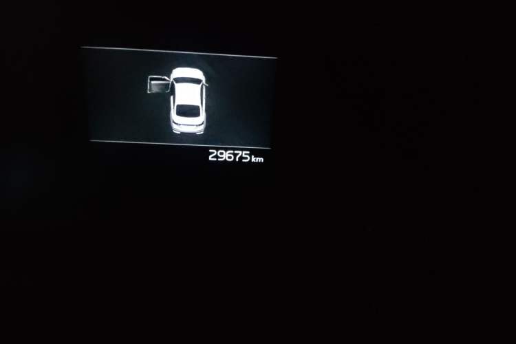 Used Kia K3 2020 1.5L CVT New Sharp Edition with Sunroof Odometer Close Up