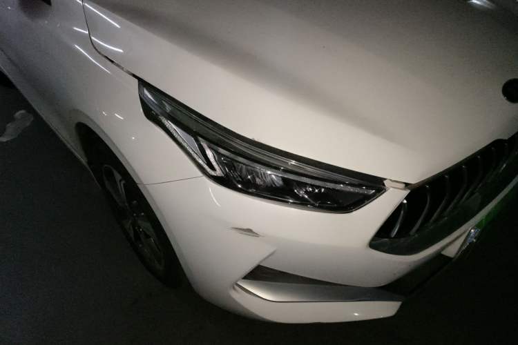 Used Kia K3 2020 1.5L CVT New Sharp Edition with Sunroof Right Front Headlight