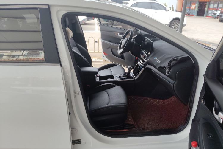 Used Kia K3 2020 1.5L CVT Fashion Edition Right Front Seat