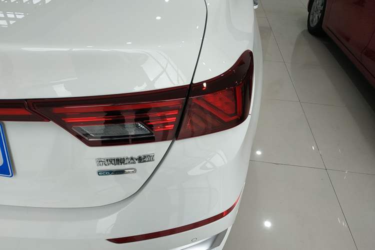 Used Kia K3 2020 1.5L CVT Fashion Edition Right Rear Taillight