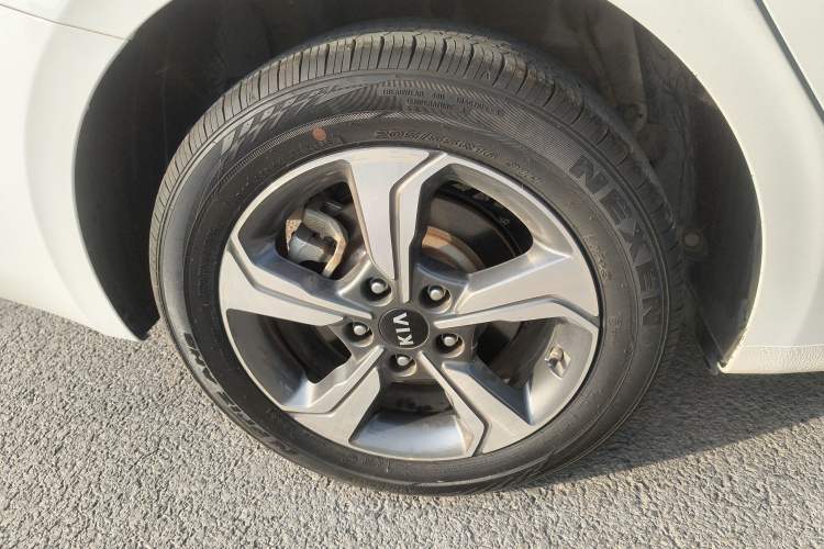 Used Kia K3 2020 1.5L CVT New Sharp Edition with Sunroof Right Rear Wheel Hub