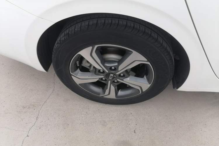 Used Kia K3 2020 1.5L CVT Smart Connect Edition Right Rear Wheel Hub