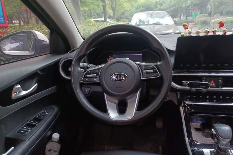 Used Kia K3 2020 1.5L CVT Fashion Edition Steering Wheel