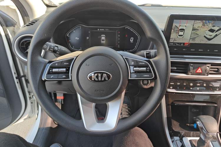 Used Kia K3 2020 1.5L CVT Fashion Edition Steering Wheel