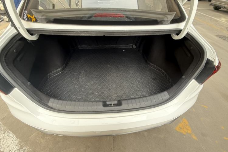 Used Kia K3 2020 1.5L CVT New Sharp Edition with Sunroof Trunk