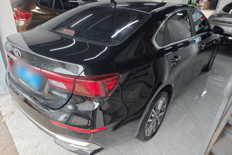 Used Kia K3 2021 1.5L CVT Fashion Edition Exterior 5