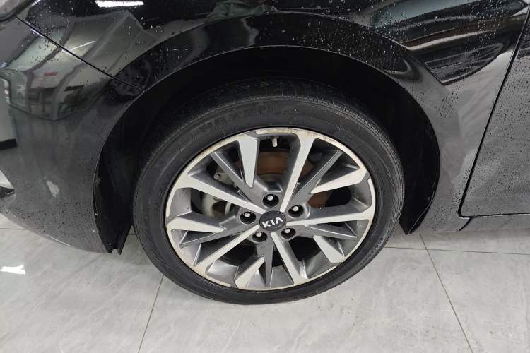 Used Kia K3 2021 1.5L CVT Fashion Edition Exterior 7
