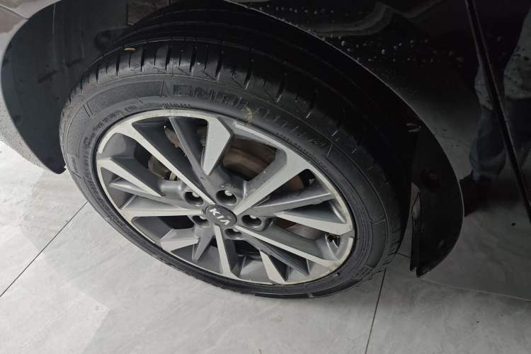 Used Kia K3 2021 1.5L CVT Fashion Edition Exterior 8