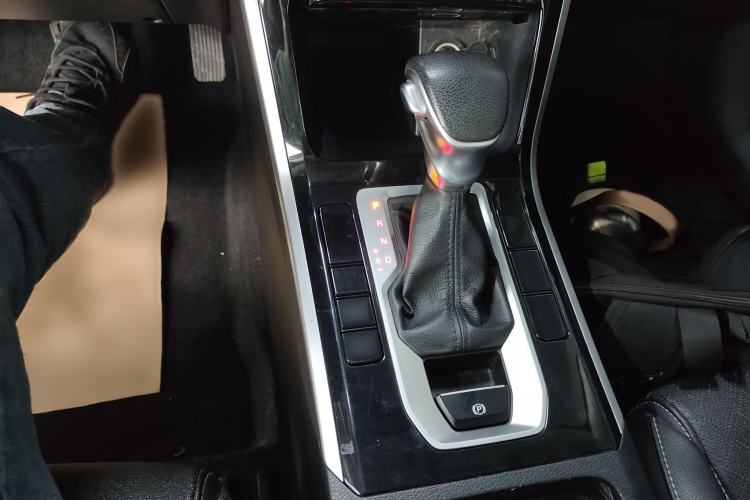 Used Kia K3 2021 1.5L CVT Fashion Edition Gear Lever