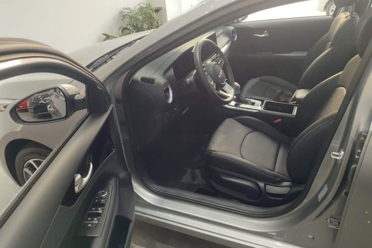 Used Kia K3 2021 Revised 1.5L CVT Fashion Edition Driver Seat