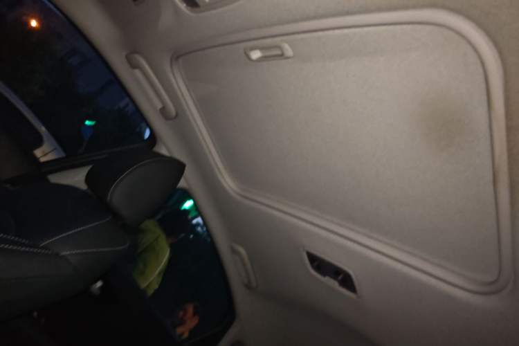 Used Kia K3 2021 Revised 1.5L CVT Fashion Edition Headliner