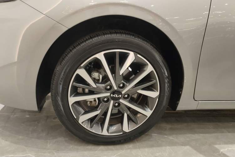 Used Kia K3 2021 Revised 1.5L CVT Fashion Edition Left Front Wheel Hub