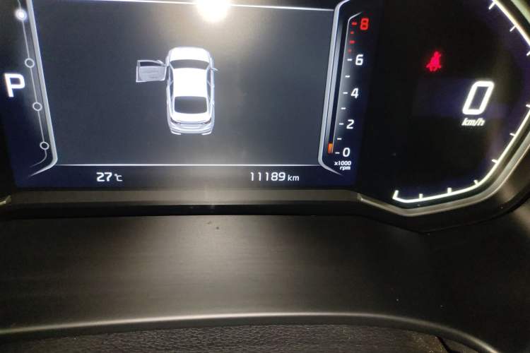 Used Kia K3 2021 Revised 1.5L CVT Fashion Edition Odometer Close Up