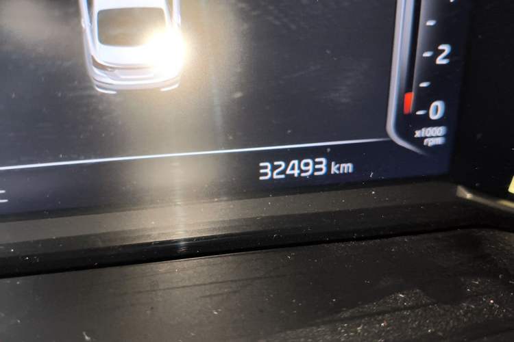 Used Kia K3 2021 Revised 1.5L CVT Fashion Edition Odometer Close Up
