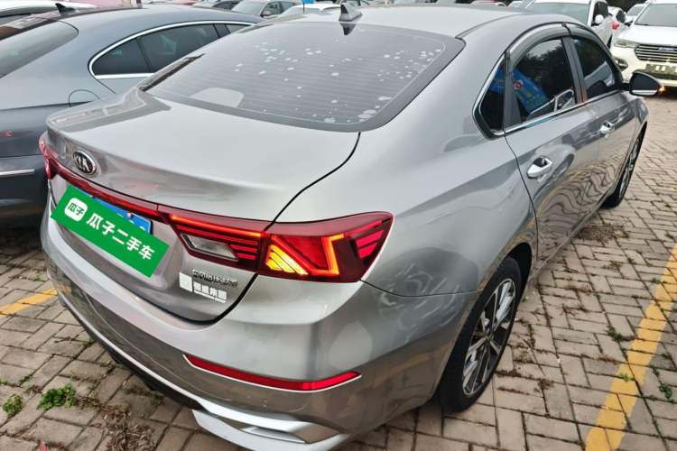 Used Kia K3 2021 1.5L CVT Fashion Edition Rear Right 45 Deg